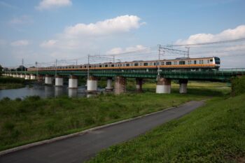 日野煉瓦とJR中央線の鉄橋